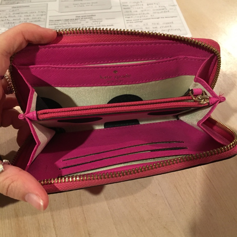 Kate Spade Wallet - Picture 3 of 6
